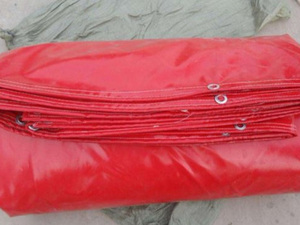 红色篷布